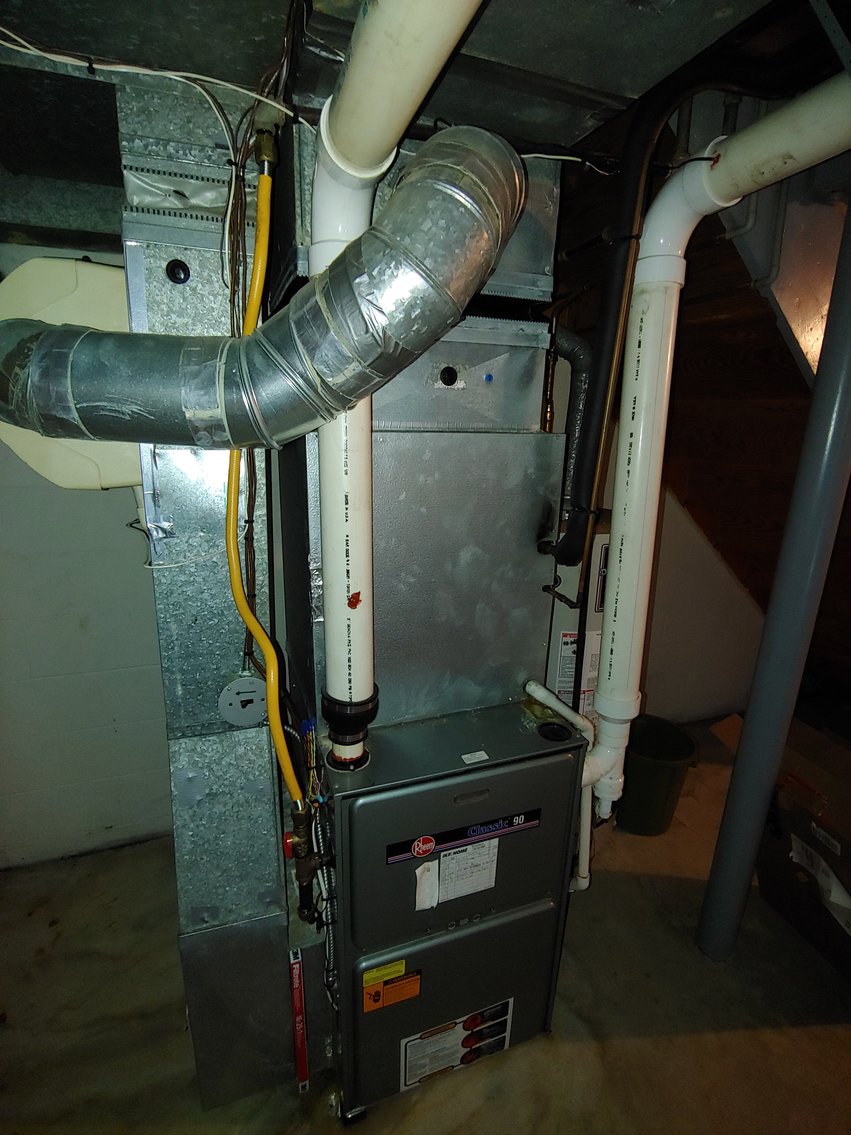 Image for 5 BR, 3.5 BA BRICK & VINYL SIDED COLONIAL W/ ATT. GARAGE & IN-LAW SUITE END OF COURT LOCATION ON 0.39+/- ACRES