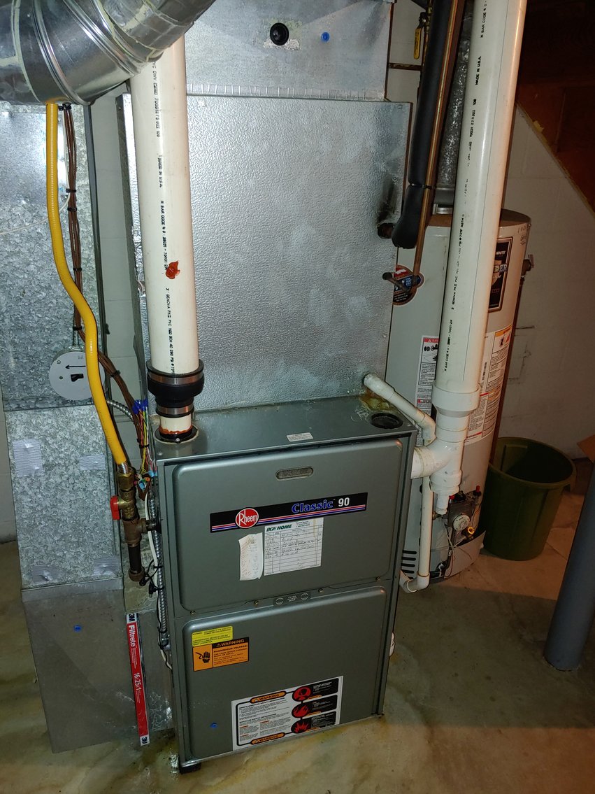 Image for 5 BR, 3.5 BA BRICK & VINYL SIDED COLONIAL W/ ATT. GARAGE & IN-LAW SUITE END OF COURT LOCATION ON 0.39+/- ACRES