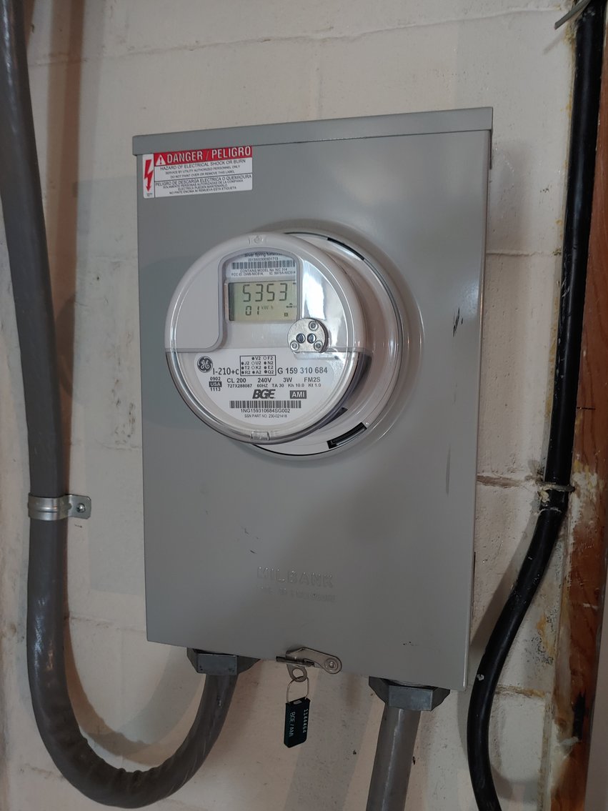 Image for 5 BR, 3.5 BA BRICK & VINYL SIDED COLONIAL W/ ATT. GARAGE & IN-LAW SUITE END OF COURT LOCATION ON 0.39+/- ACRES