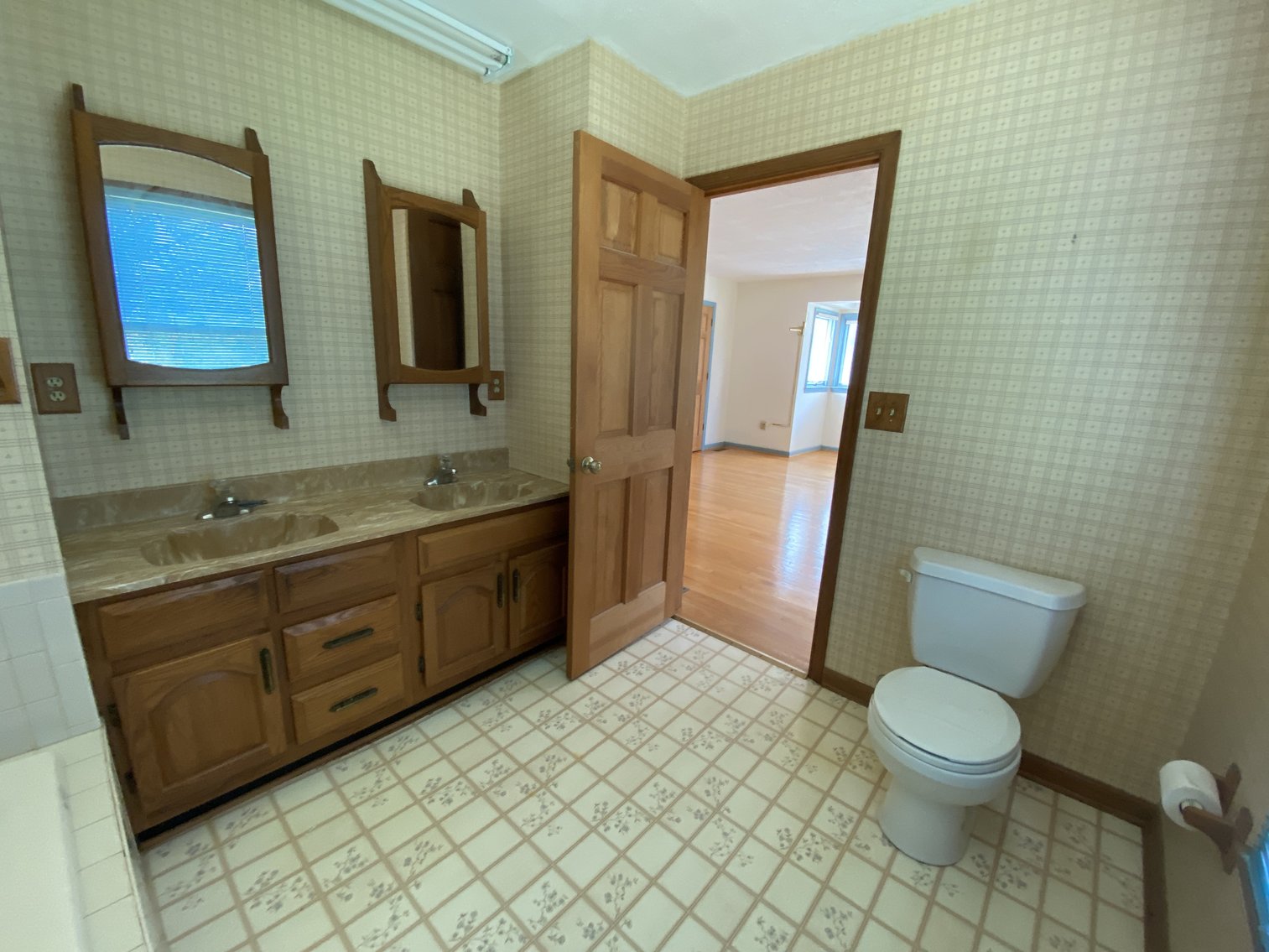 Image for 4 BR/4 BA Home on 29.1 +/- Acres in Orange County, VA--SELLS to the HIGHEST BIDDER!!