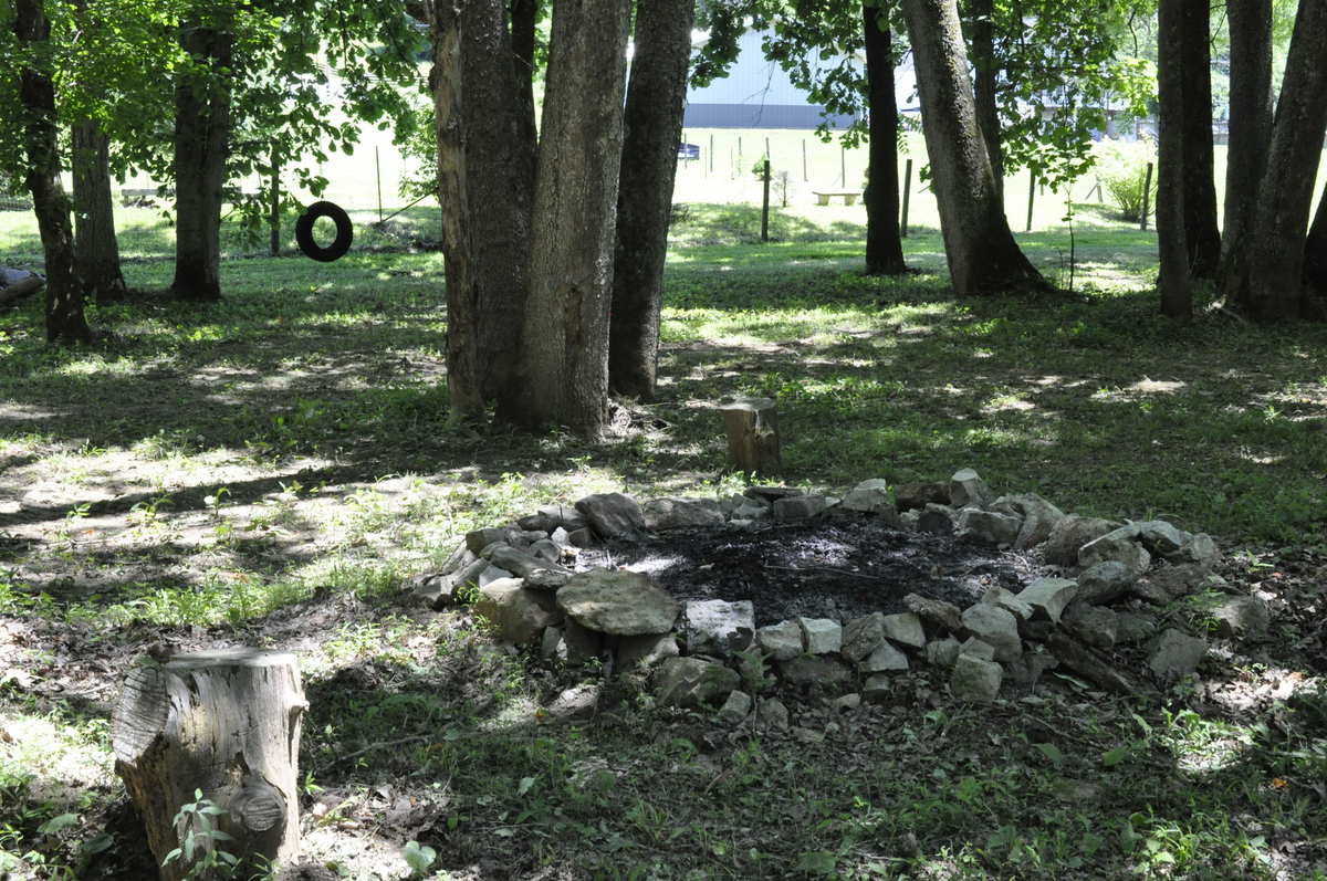 Image for Real Estate Auction – 5 Acres, 4 Bdr. Home, 4 Stall Horse Barn, Pond, Creek, Near Broad Run and Turkey Run Parks