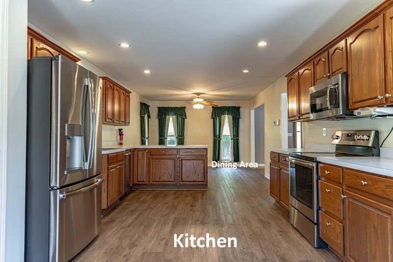 Image for Real Estate Auction – 5 Acres, 4 Bdr. Home, 4 Stall Horse Barn, Pond, Creek, Near Broad Run and Turkey Run Parks