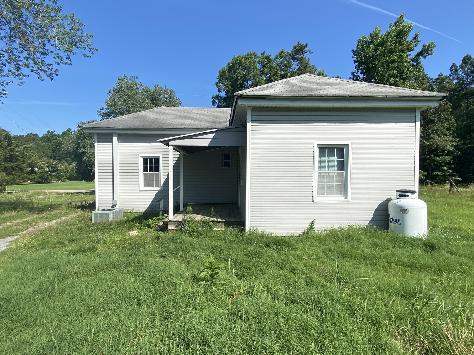 Image for Chesterfield Residential Renovation/Redevelopment Opportunity - 1 BR / 1 BA Single Family Home – 1 AC Lot Near Pocahontas State Park & Lake Chesdin – 9707 Cattail Rd., Chesterfield, VA 23838