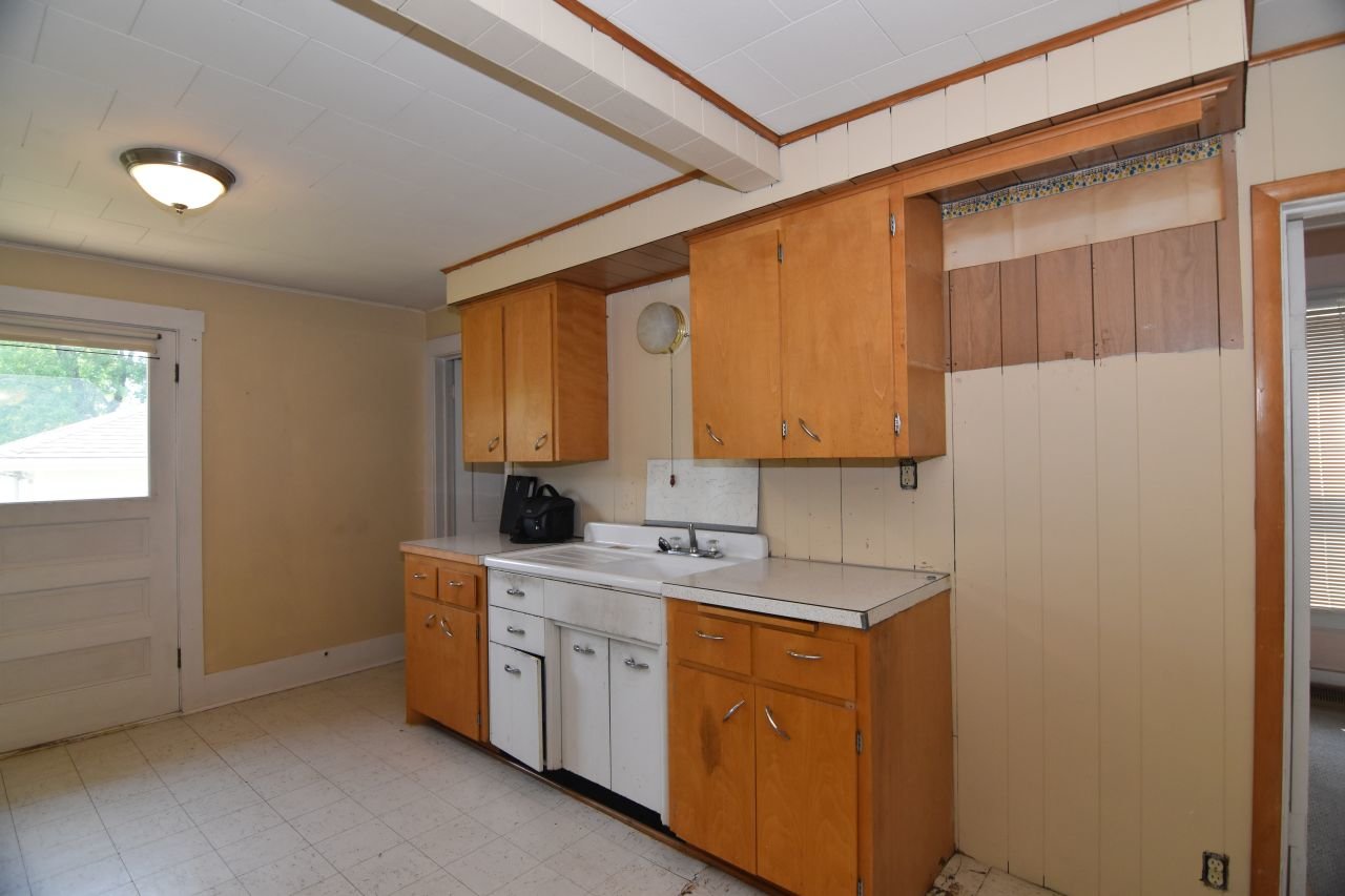 Image for REAL ESTATE AUCTION 615 Cedar St Tigerton Wi 54486