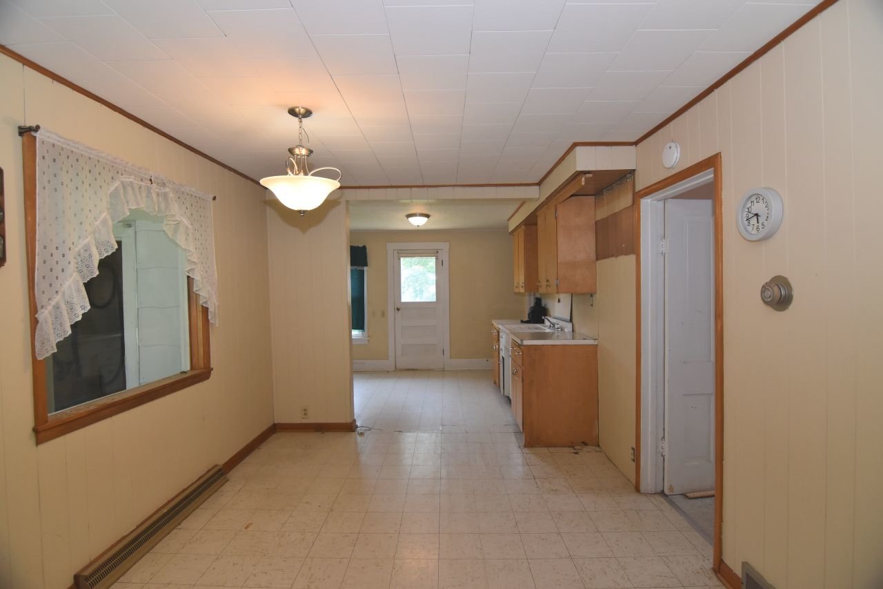 Image for REAL ESTATE AUCTION 615 Cedar St Tigerton Wi 54486