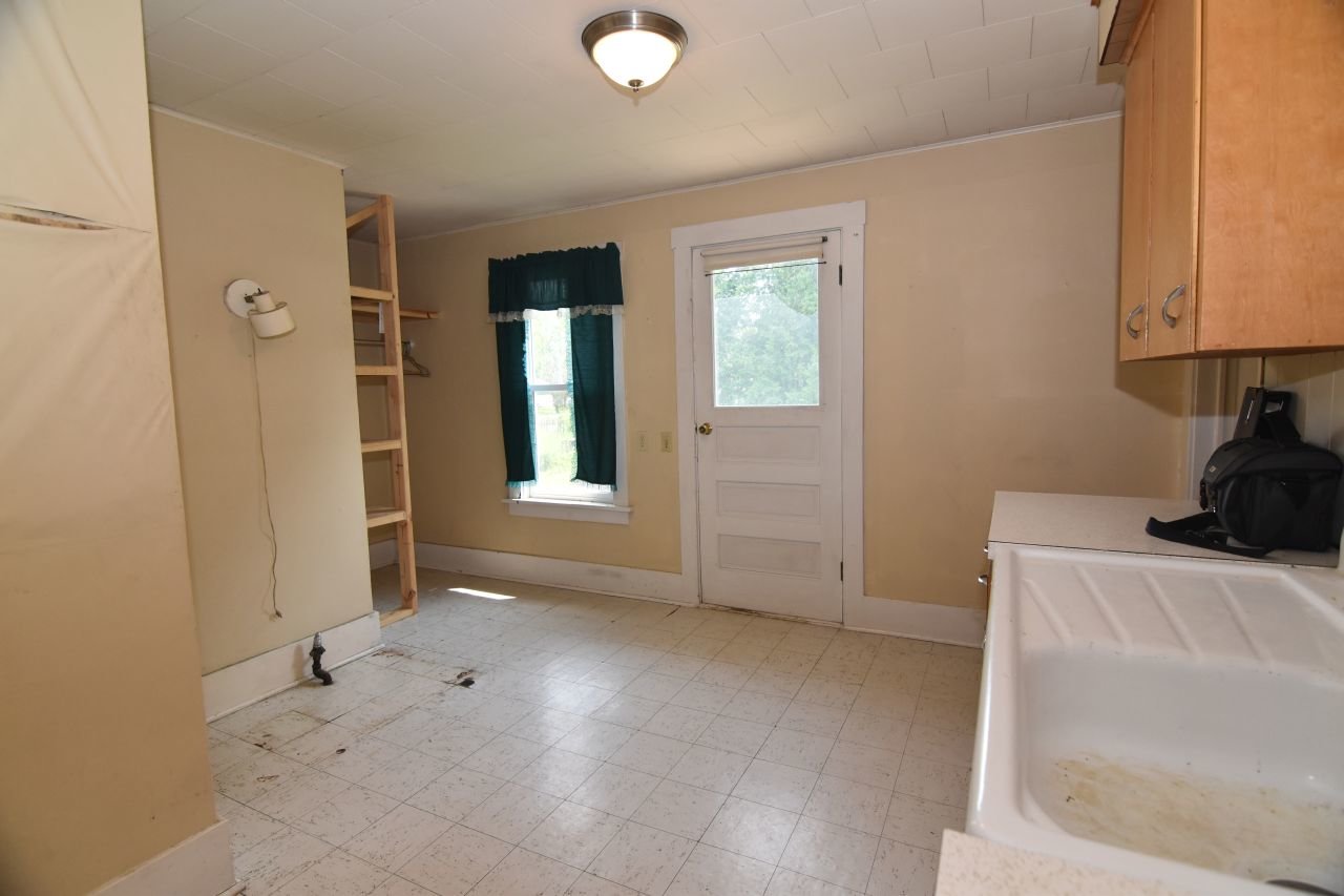 Image for REAL ESTATE AUCTION 615 Cedar St Tigerton Wi 54486