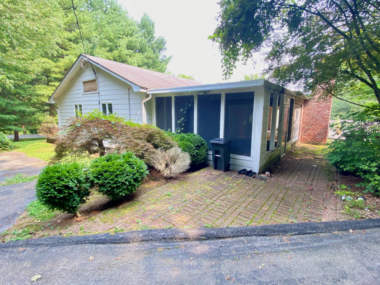 Image for 4 BR/2 BA Home on 1.1 +/- Acres in Western Loudoun County, VA