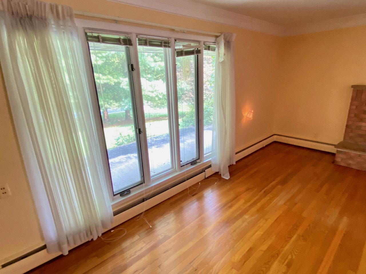 Image for 4 BR/2 BA Home on 1.1 +/- Acres in Western Loudoun County, VA