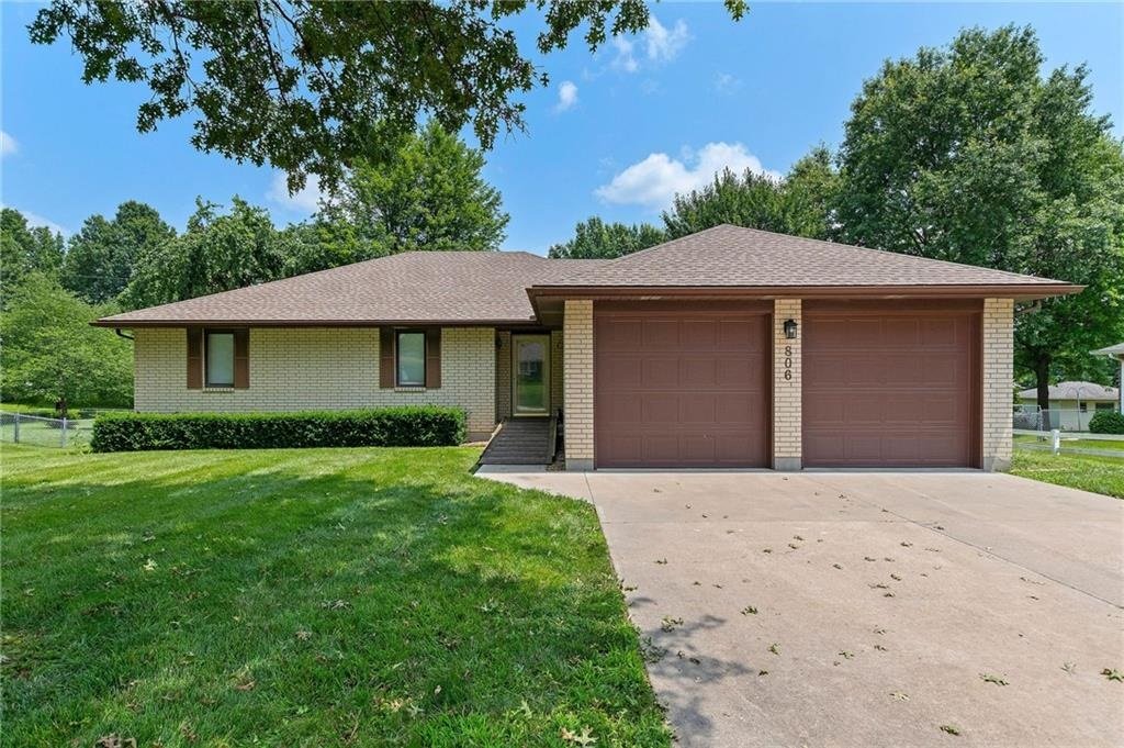 Image for 806 S. 2nd St - Odessa, MO