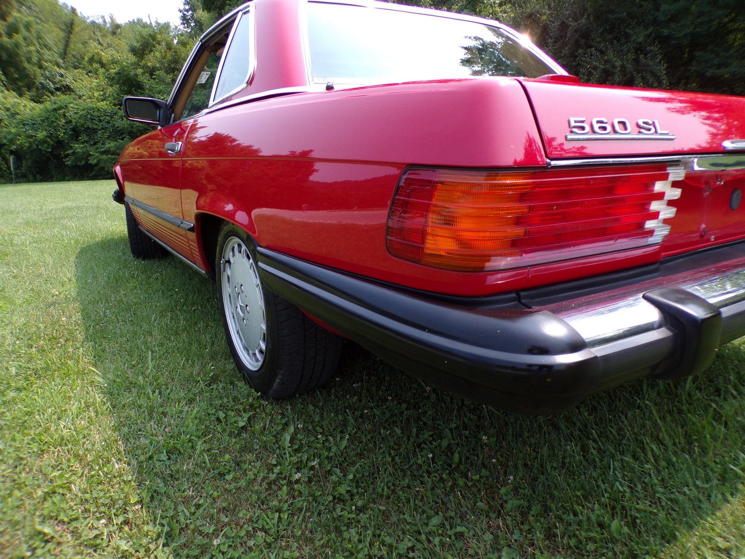 Image for 1987 Mercedes 560SL One Owner Garage Kept