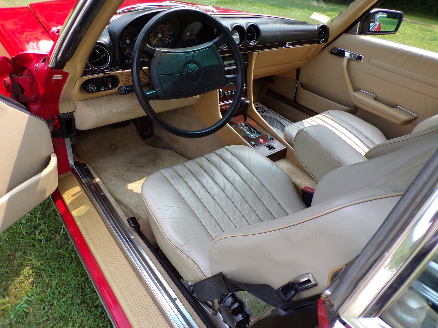 Image for 1987 Mercedes 560SL One Owner Garage Kept