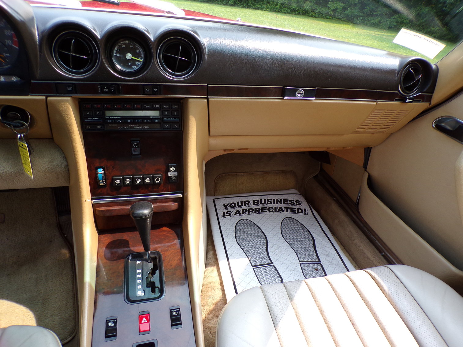 Image for 1987 Mercedes 560SL One Owner Garage Kept
