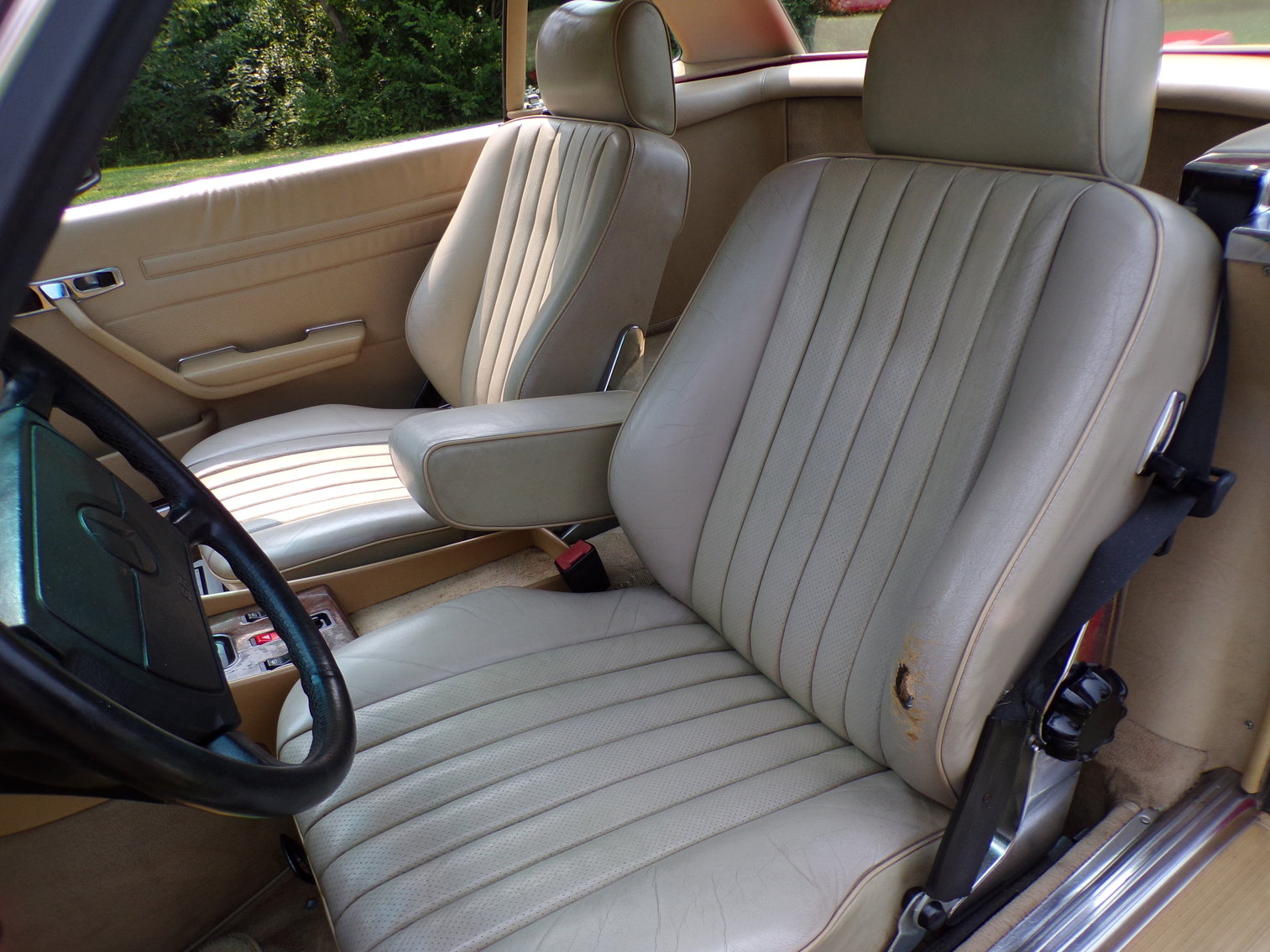 Image for 1987 Mercedes 560SL One Owner Garage Kept