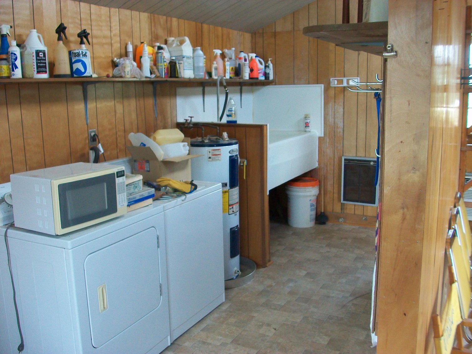 Image for ESTATE OF BOB HOLMBURG AUCTION - RUSTBURG VA