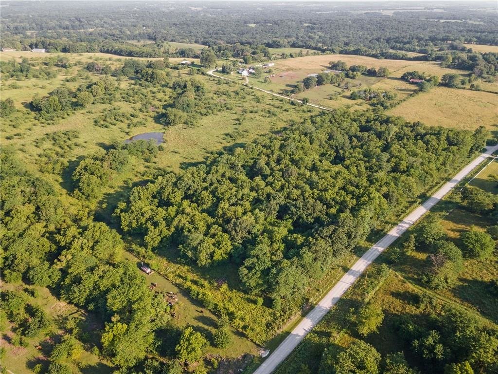 Image for 880 750th Rd - Centerview, MO