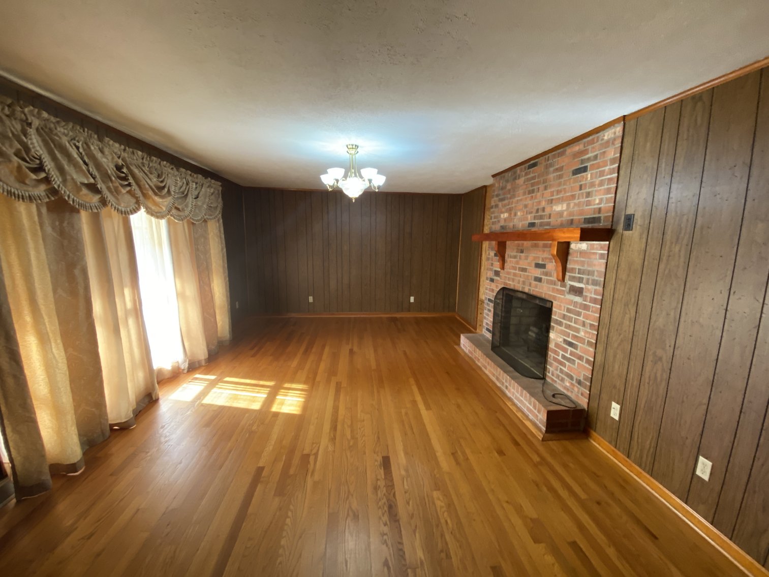 Image for 3 BR/3 BA Brick Home w/Outbuildings on 2.7 +/- Acres in Orange County, VA--SELLS to the HIGHEST BIDDER!!