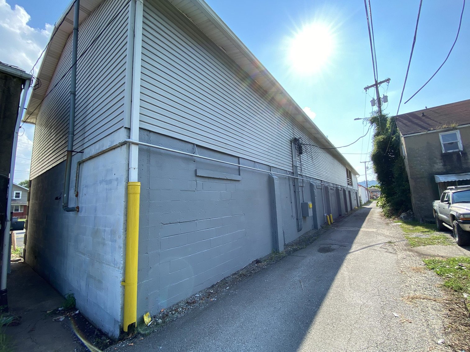 Image for SOLD $231,000 - Large Commercial Building with Ample Parking Selling to The Highest Bidder