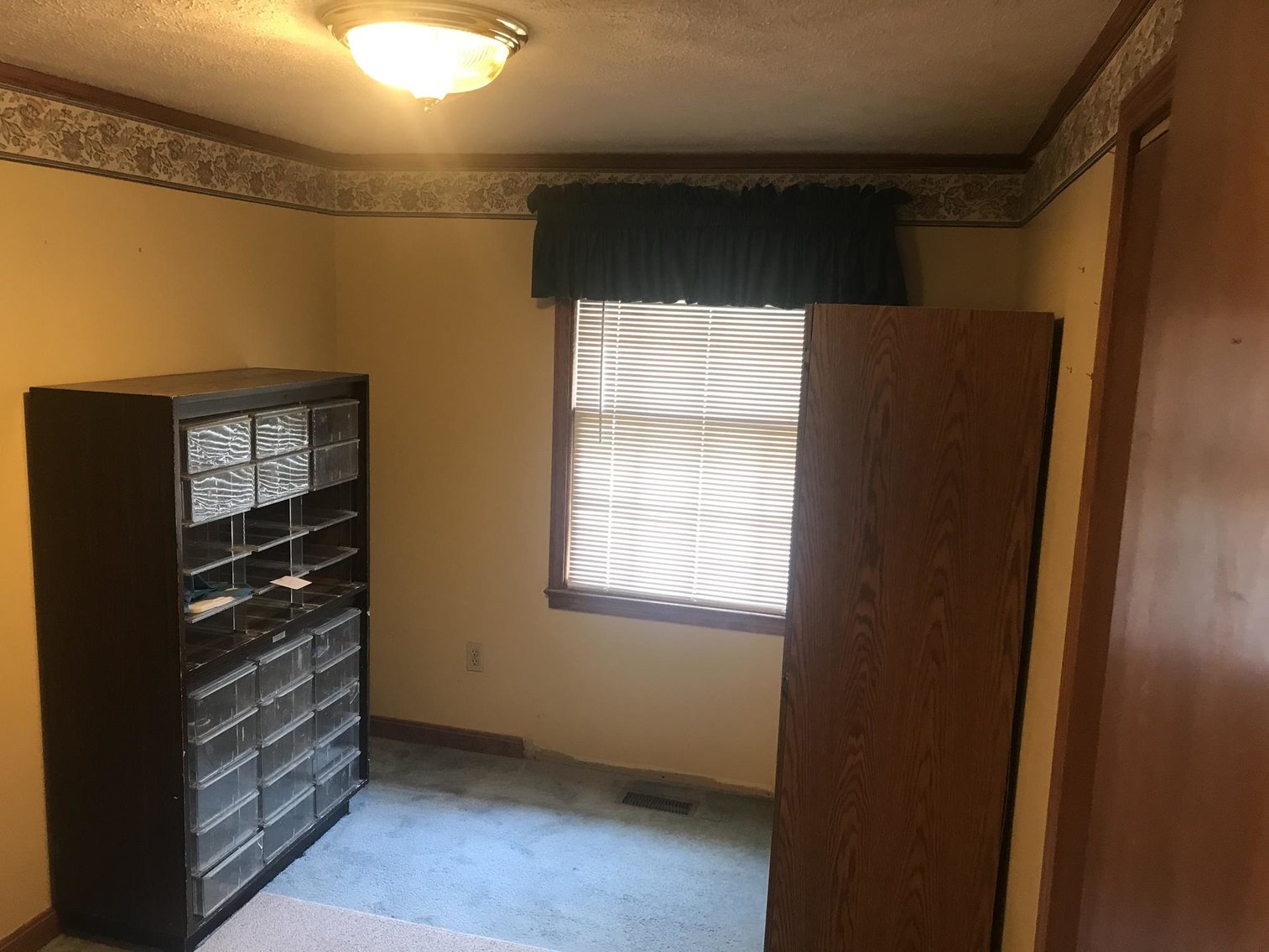 Image for SOLD $66,000 - 5-Bedroom Home Selling to the Highest Bidder