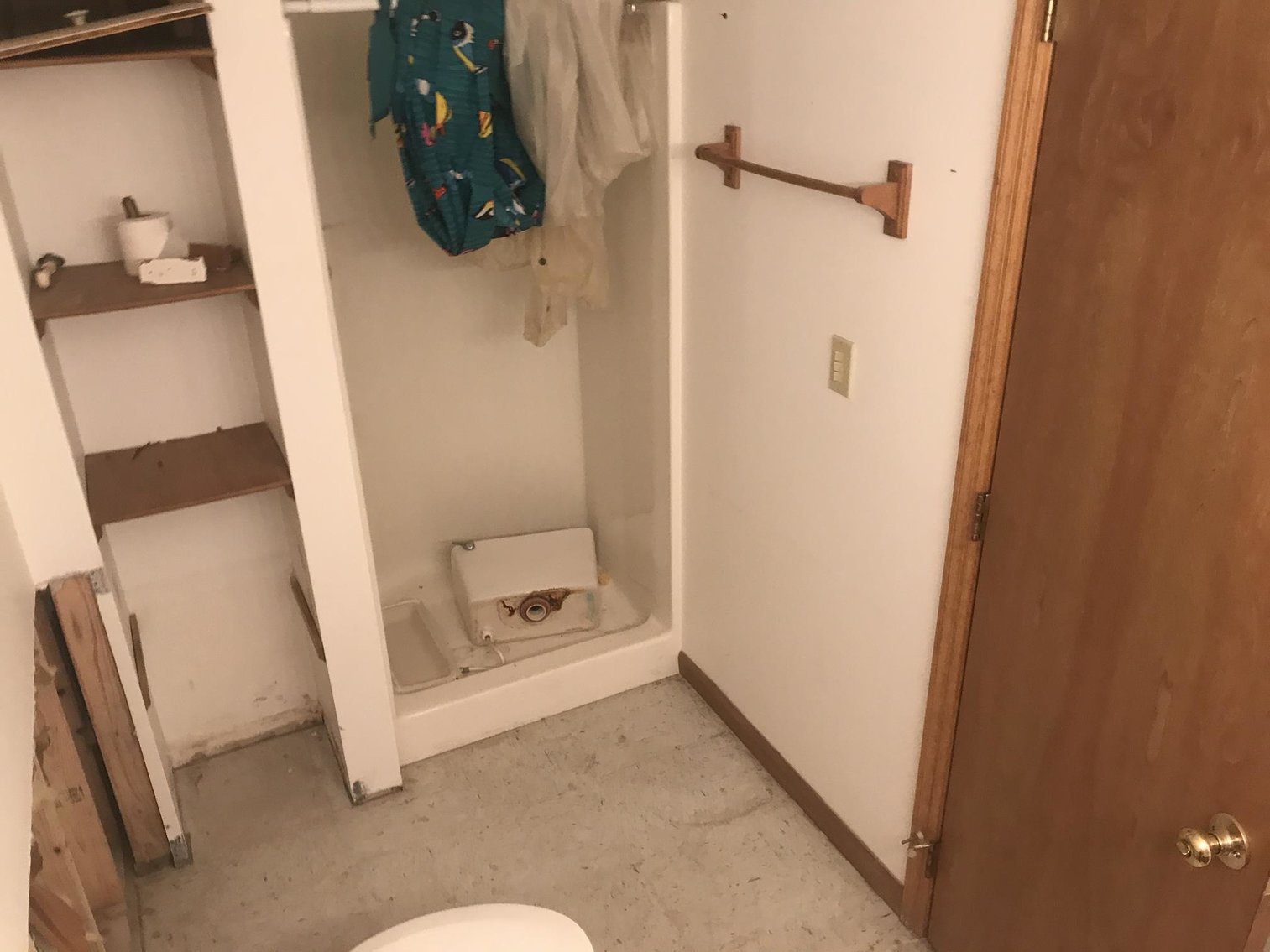 Image for SOLD $66,000 - 5-Bedroom Home Selling to the Highest Bidder