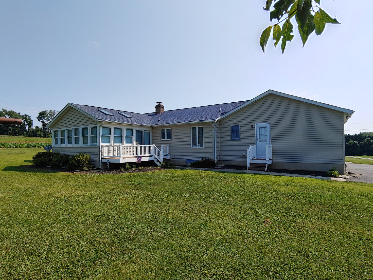 Image for 4 BR, 2.5 BA RANCHER W/ ATT. 2 CAR GARAGE MOVE IN CONDITION ON 2.15+/- AC LOT W/ GLASSWARE, ANTIQUES, FURNITURE & MORE