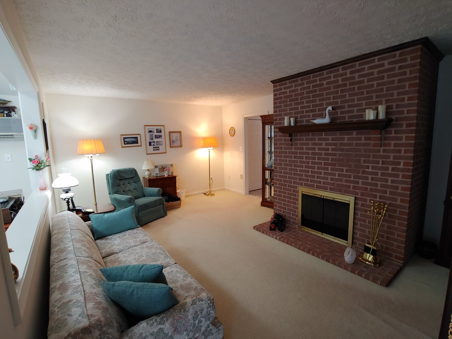 Image for 4 BR, 2.5 BA RANCHER W/ ATT. 2 CAR GARAGE MOVE IN CONDITION ON 2.15+/- AC LOT W/ GLASSWARE, ANTIQUES, FURNITURE & MORE