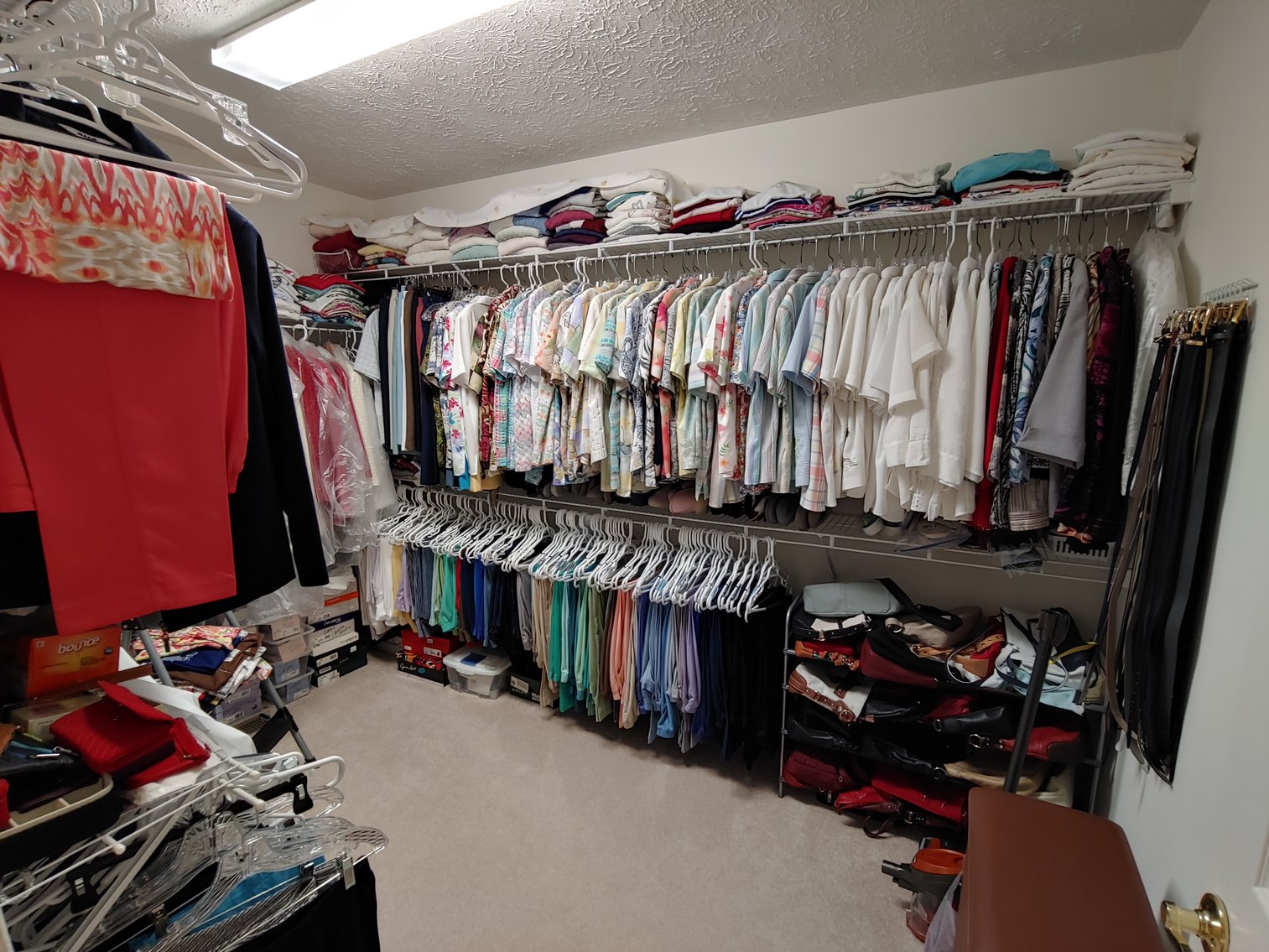 Image for 4 BR, 2.5 BA RANCHER W/ ATT. 2 CAR GARAGE MOVE IN CONDITION ON 2.15+/- AC LOT W/ GLASSWARE, ANTIQUES, FURNITURE & MORE