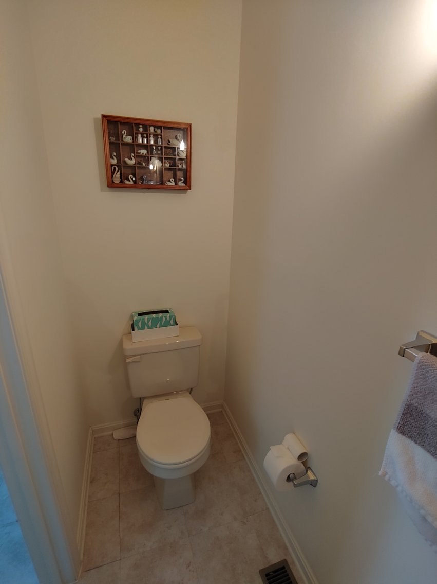 Image for 4 BR, 2.5 BA RANCHER W/ ATT. 2 CAR GARAGE MOVE IN CONDITION ON 2.15+/- AC LOT W/ GLASSWARE, ANTIQUES, FURNITURE & MORE