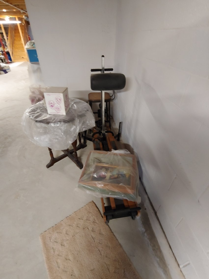 Image for 4 BR, 2.5 BA RANCHER W/ ATT. 2 CAR GARAGE MOVE IN CONDITION ON 2.15+/- AC LOT W/ GLASSWARE, ANTIQUES, FURNITURE & MORE