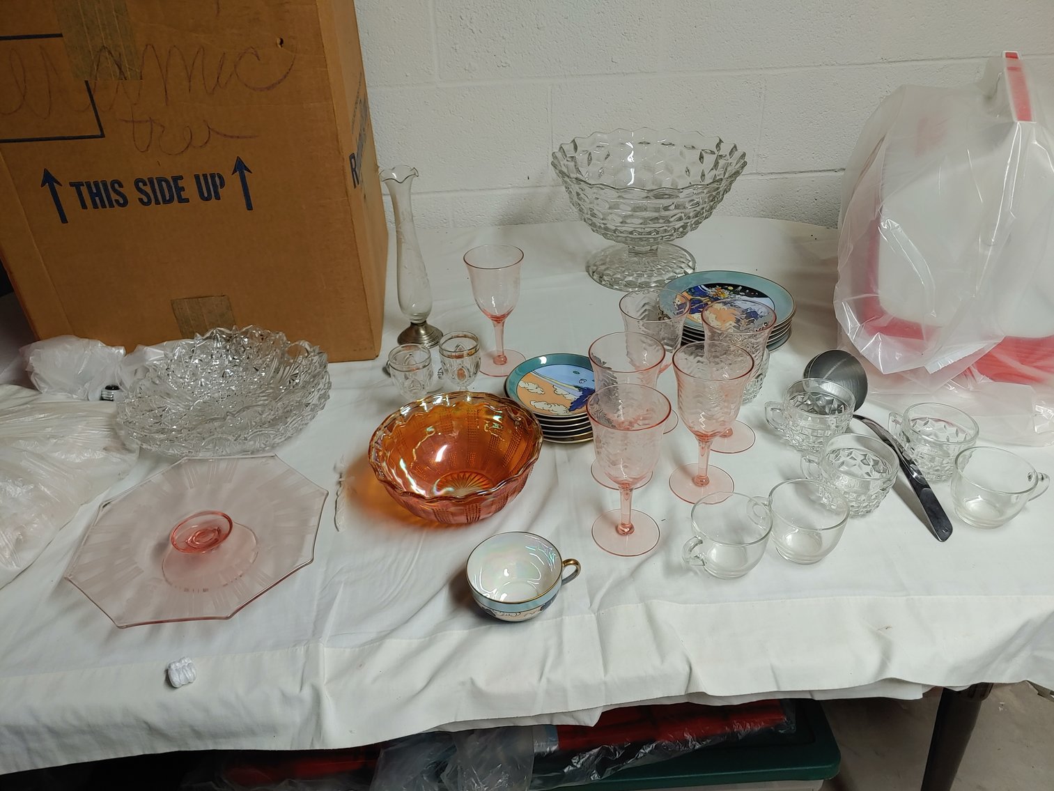 Image for 4 BR, 2.5 BA RANCHER W/ ATT. 2 CAR GARAGE MOVE IN CONDITION ON 2.15+/- AC LOT W/ GLASSWARE, ANTIQUES, FURNITURE & MORE