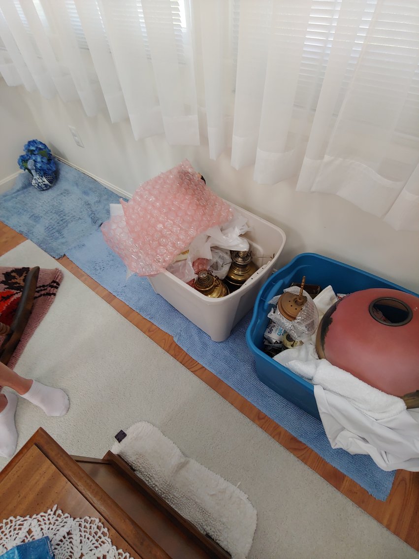 Image for 4 BR, 2.5 BA RANCHER W/ ATT. 2 CAR GARAGE MOVE IN CONDITION ON 2.15+/- AC LOT W/ GLASSWARE, ANTIQUES, FURNITURE & MORE