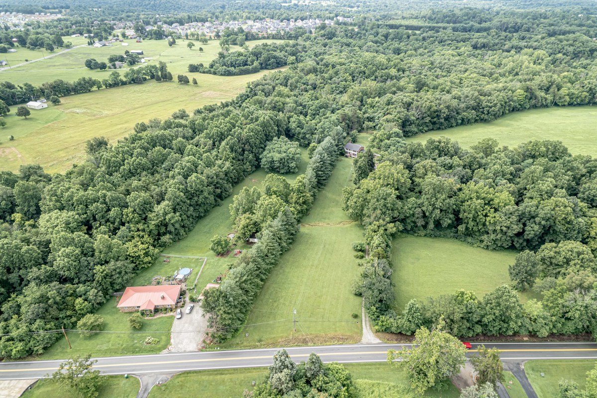 Image for Real Estate Auction in Mt. Washington/Shepherdsville