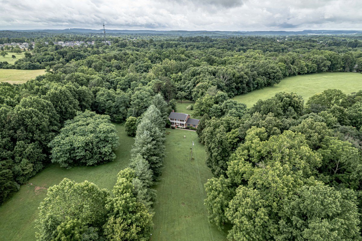 Image for Real Estate Auction in Mt. Washington/Shepherdsville