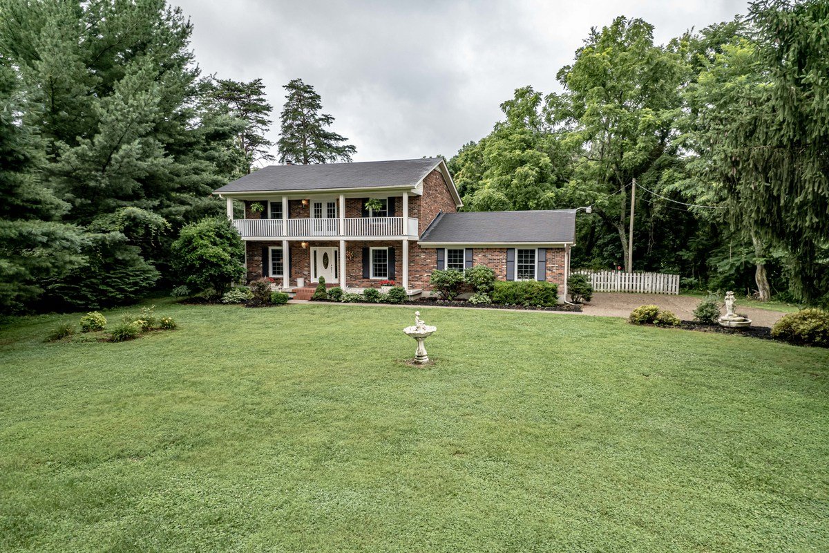 Image for Real Estate Auction in Mt. Washington/Shepherdsville