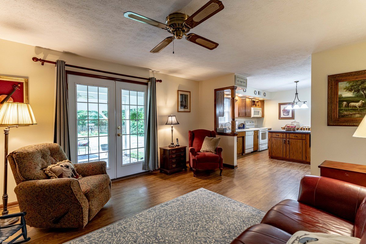 Image for Real Estate Auction in Mt. Washington/Shepherdsville