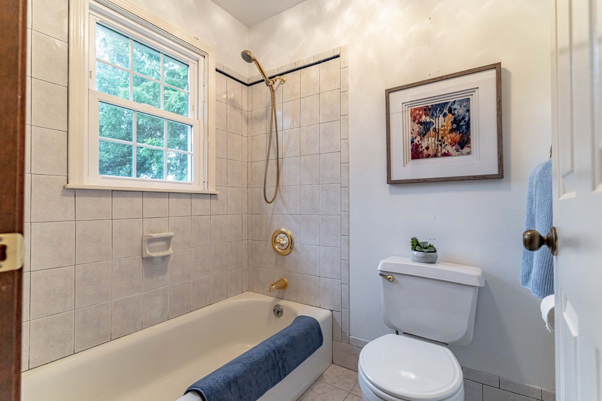 Image for Real Estate Auction in Mt. Washington/Shepherdsville