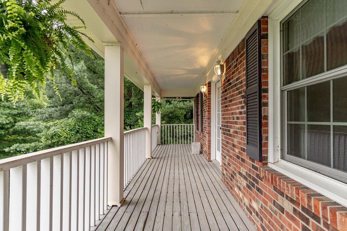 Image for Real Estate Auction in Mt. Washington/Shepherdsville