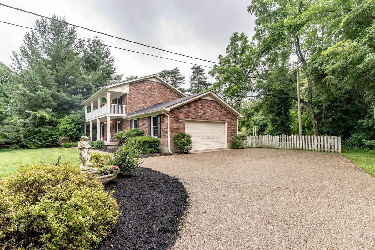 Image for Real Estate Auction in Mt. Washington/Shepherdsville