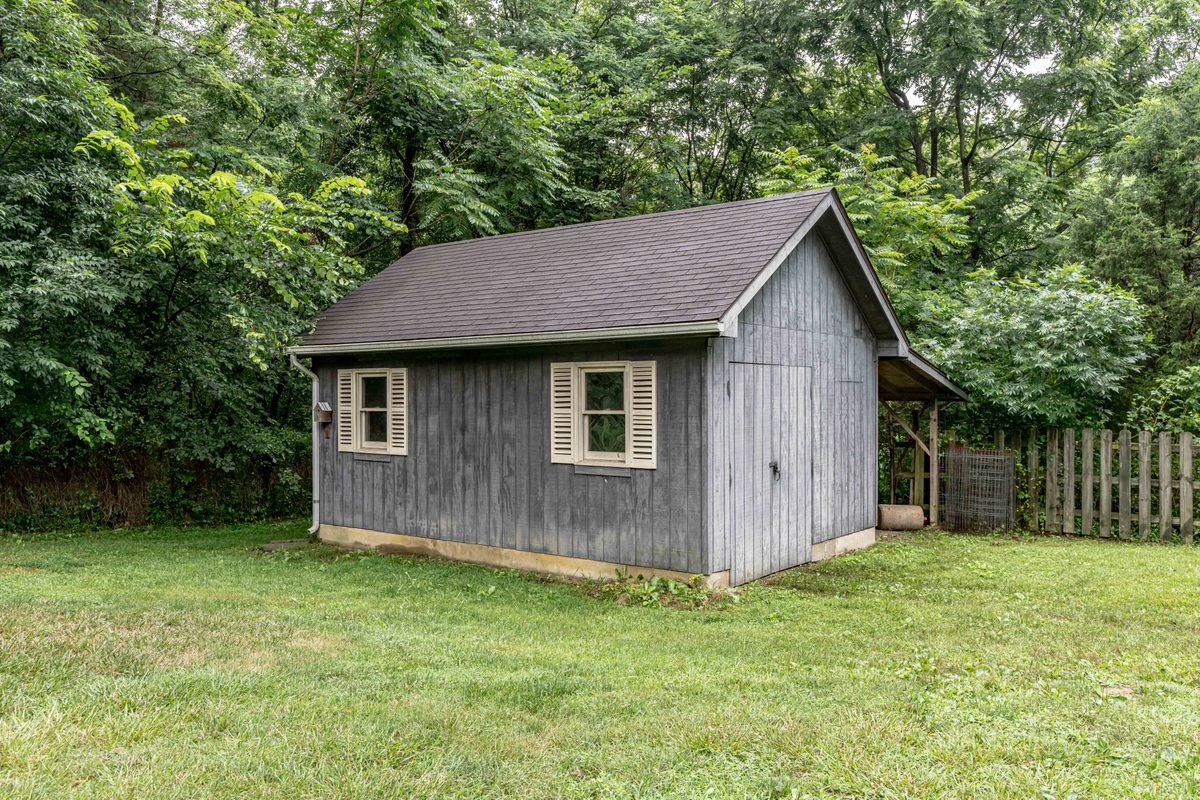 Image for Real Estate Auction in Mt. Washington/Shepherdsville