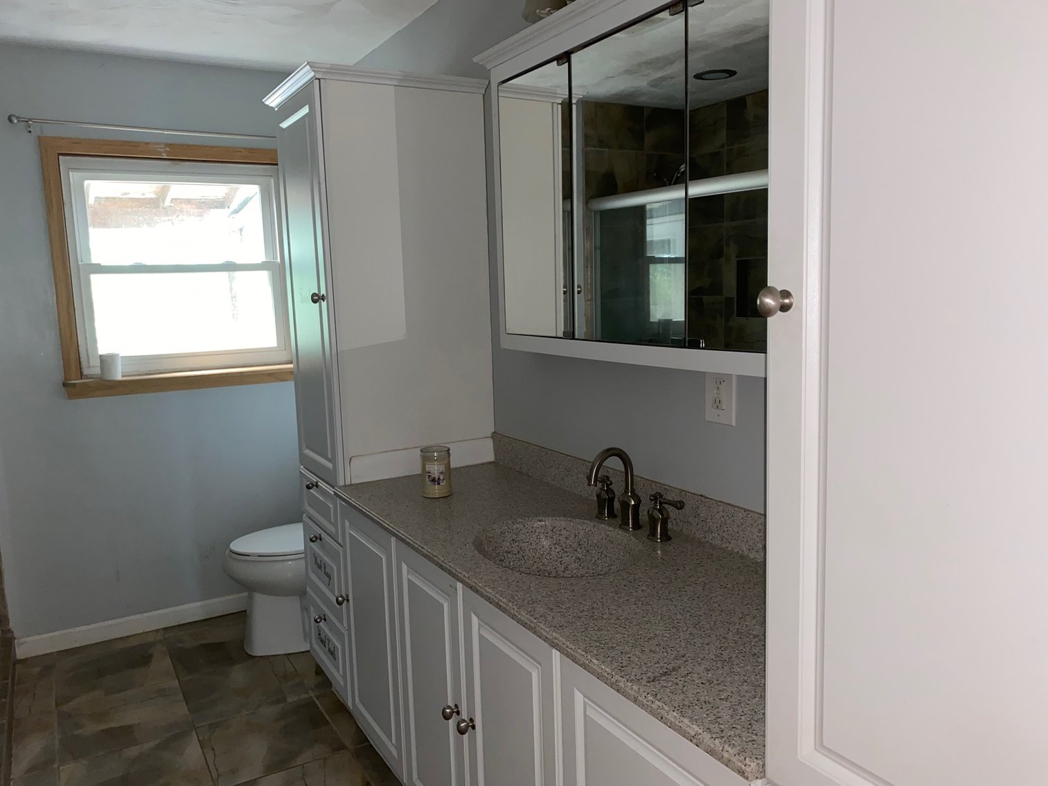 Image for SOLD $90,750 - Spacious Tri-Level 4 Bedroom