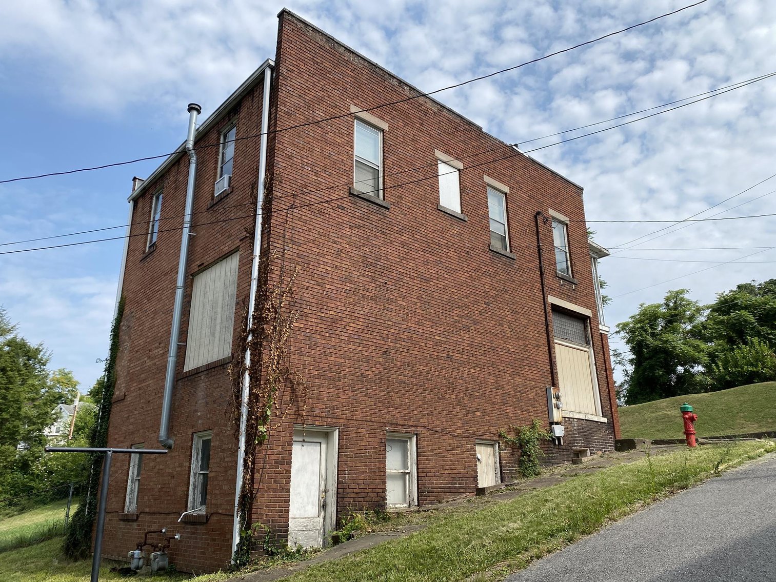 Image for SOLD $52,250 - 2-Story Commercial Building with 2nd Floor Apartment