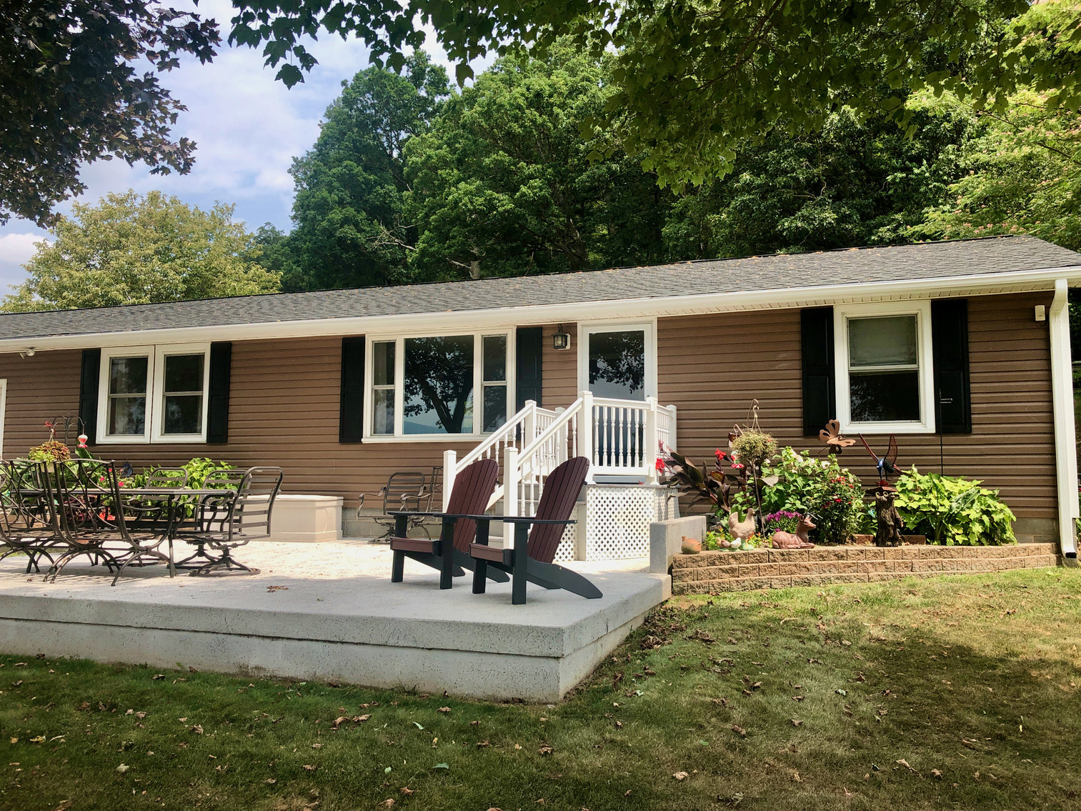 Image for Immaculate 3 BR/2 BA Home on .88 +/- Acre Lot w/Amazing Mountain Views in Rockingham County, VA