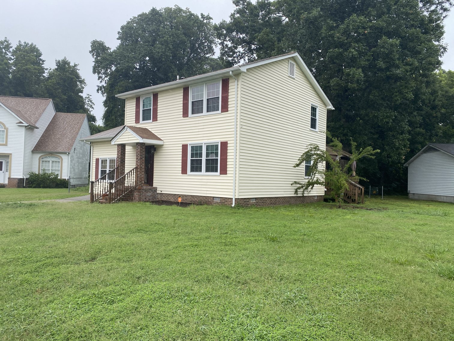 Image for RECENTLY UPDATED - 3 BR/2.5 BA Colonial Home - Located on Cul-de-Sac - Wythe Heights Subdivision - 3613 Fairfax Dr., Hampton, VA 23661