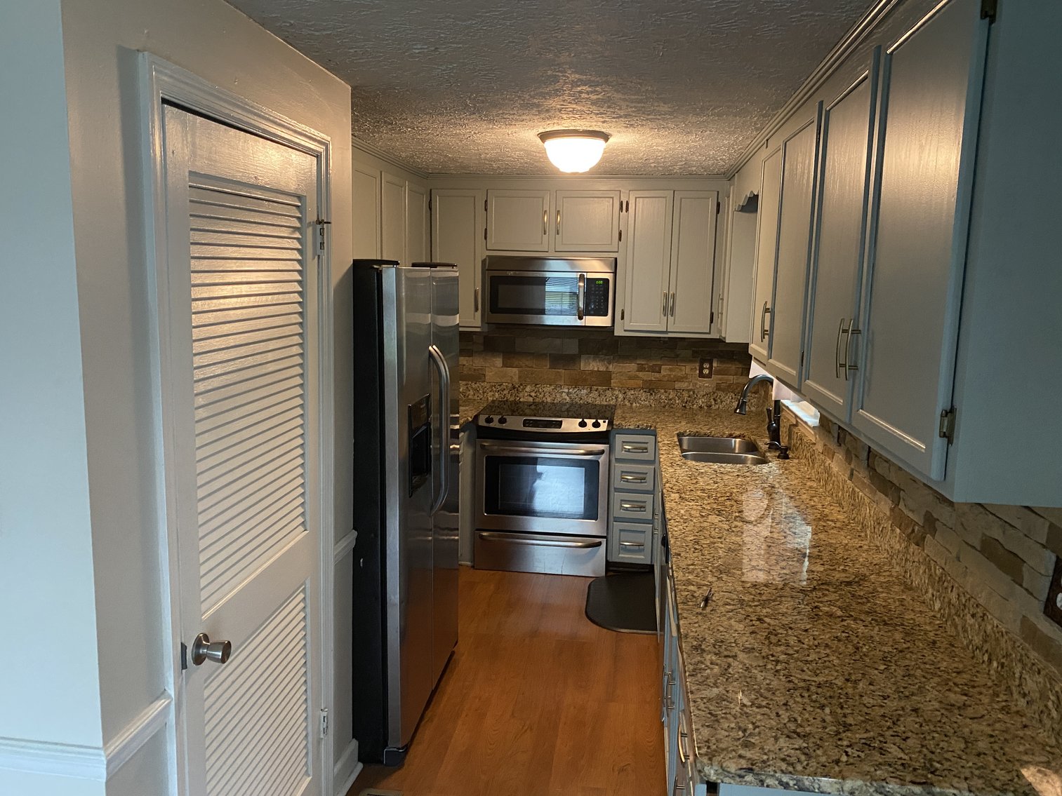 Image for RECENTLY UPDATED - 3 BR/2.5 BA Colonial Home - Located on Cul-de-Sac - Wythe Heights Subdivision - 3613 Fairfax Dr., Hampton, VA 23661