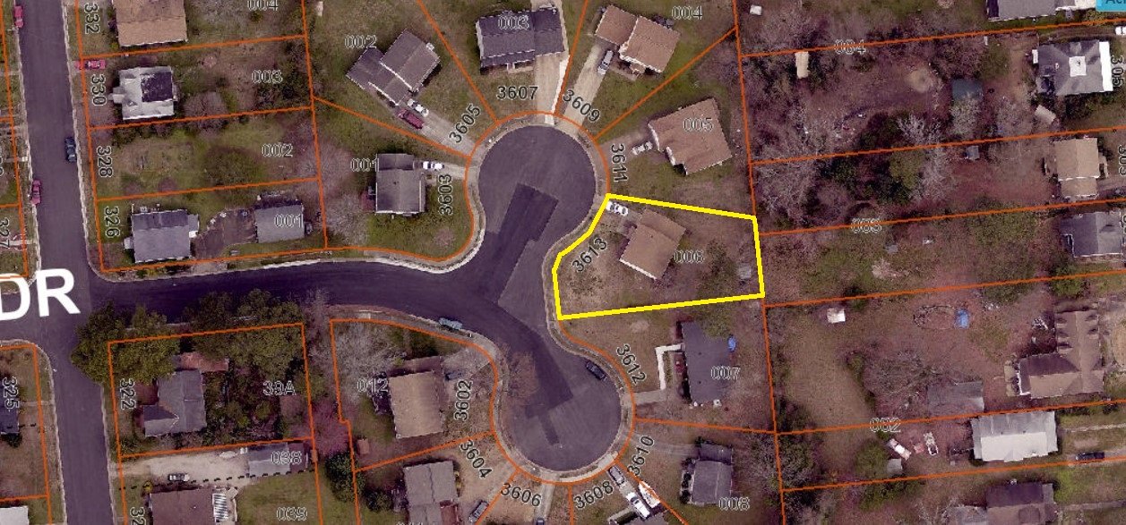 Image for RECENTLY UPDATED - 3 BR/2.5 BA Colonial Home - Located on Cul-de-Sac - Wythe Heights Subdivision - 3613 Fairfax Dr., Hampton, VA 23661