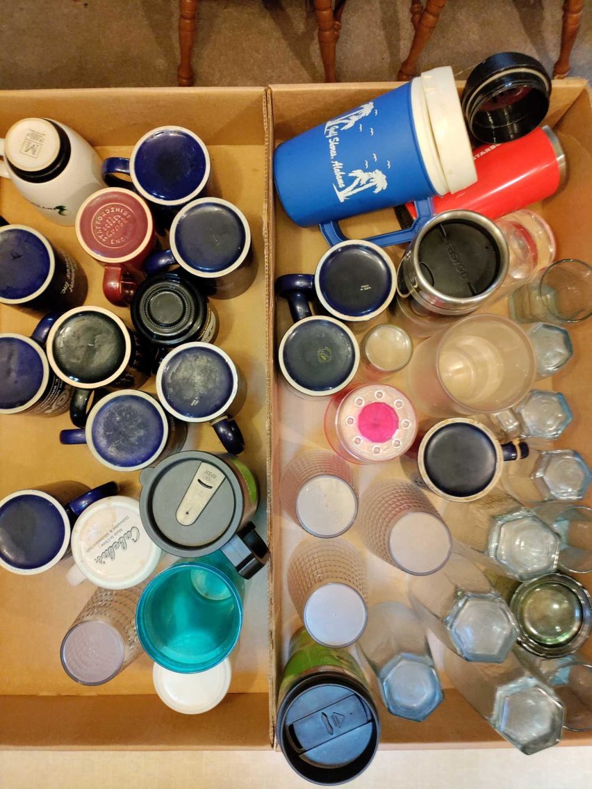 Image for Hand Tools, Clocks, Kitchen Items, Calipers, Decor, Exercise Equipment, Furniture, Power Tools, Lawn Mower, Ladders - Online Estate Auction