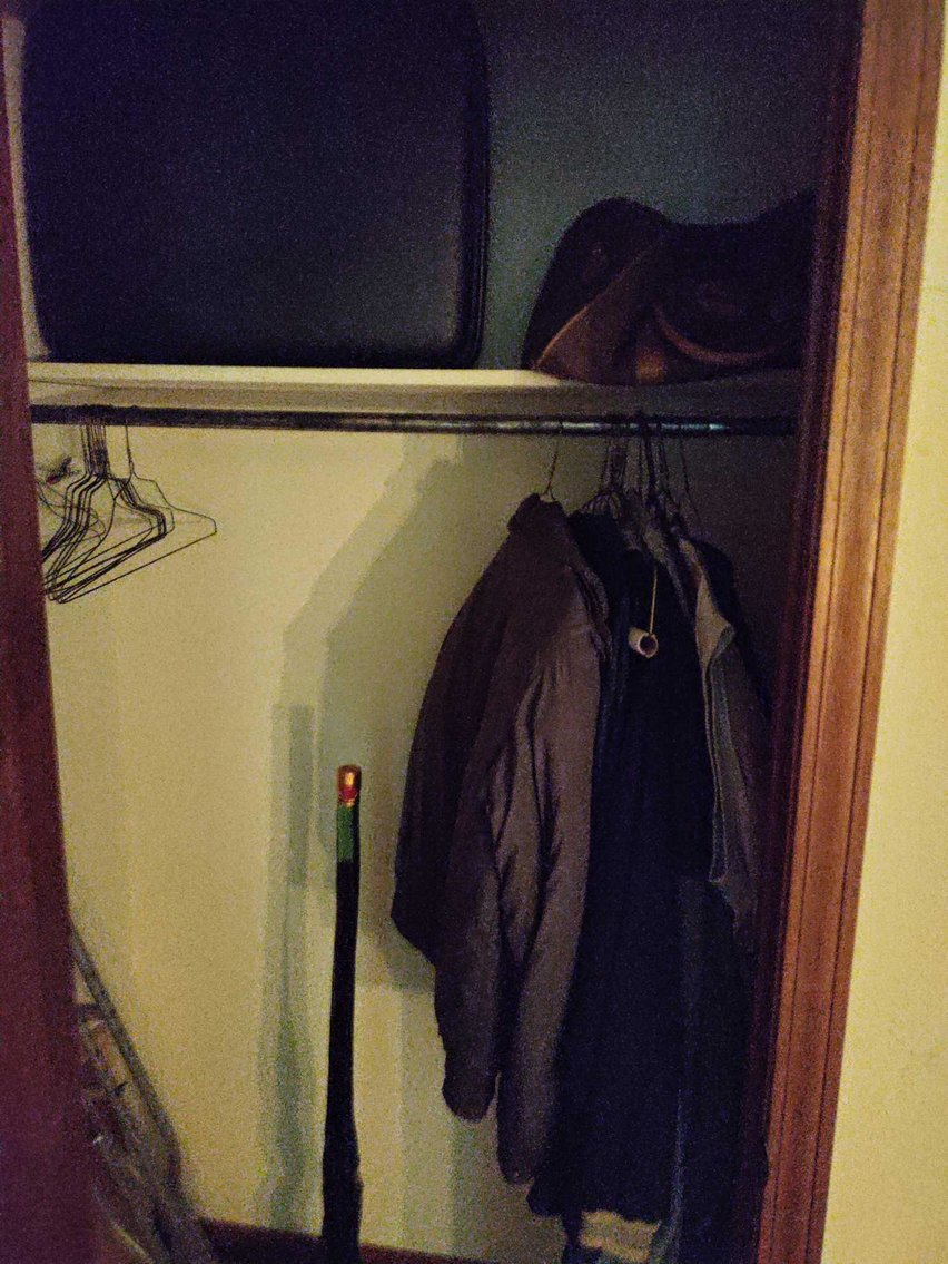 Image for Hand Tools, Clocks, Kitchen Items, Calipers, Decor, Exercise Equipment, Furniture, Power Tools, Lawn Mower, Ladders - Online Estate Auction