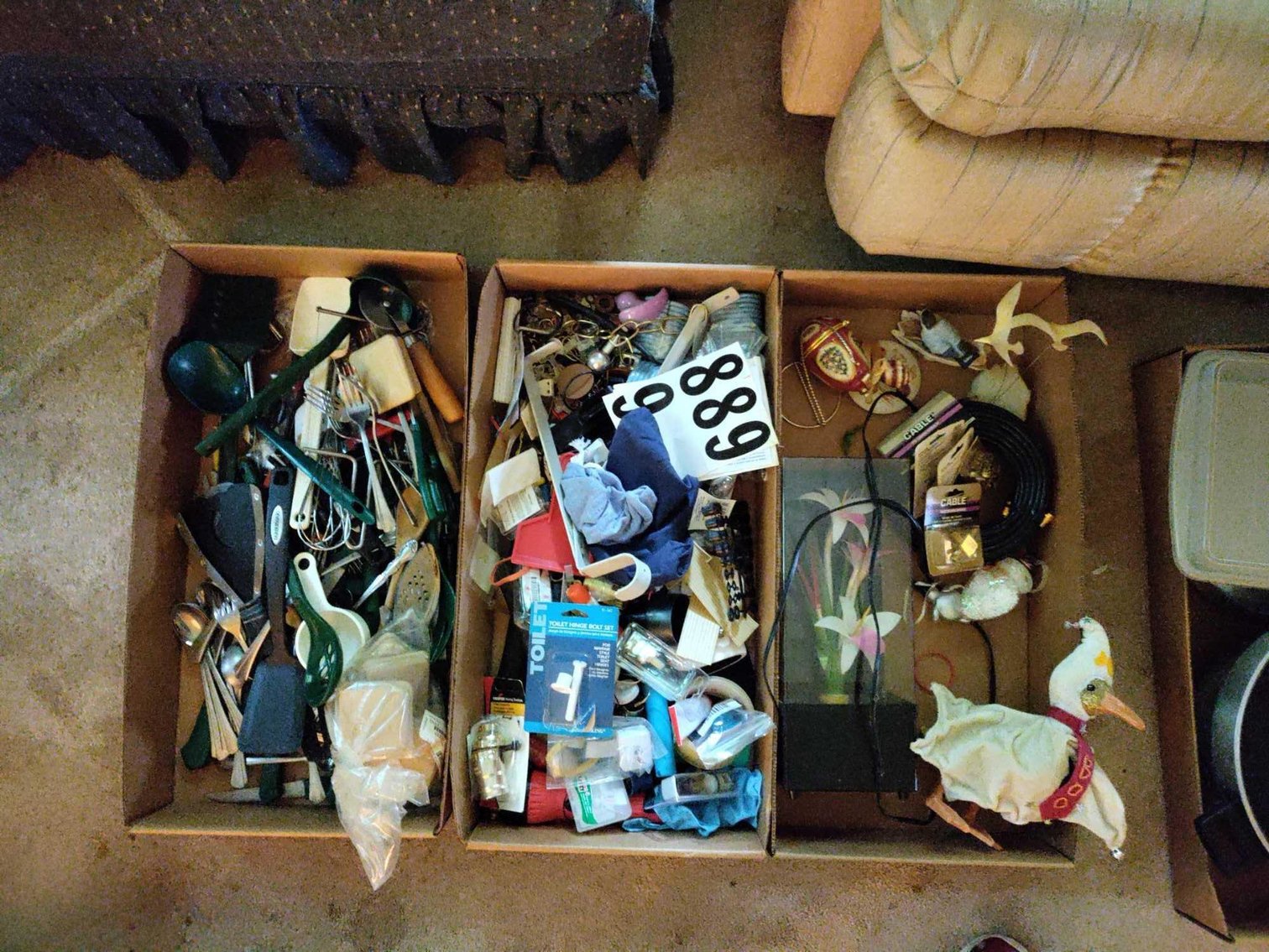 Image for Hand Tools, Clocks, Kitchen Items, Calipers, Decor, Exercise Equipment, Furniture, Power Tools, Lawn Mower, Ladders - Online Estate Auction