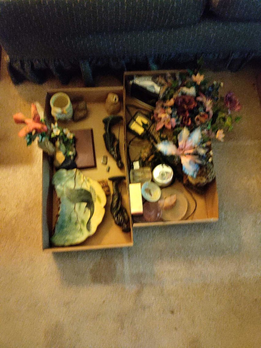 Image for Hand Tools, Clocks, Kitchen Items, Calipers, Decor, Exercise Equipment, Furniture, Power Tools, Lawn Mower, Ladders - Online Estate Auction