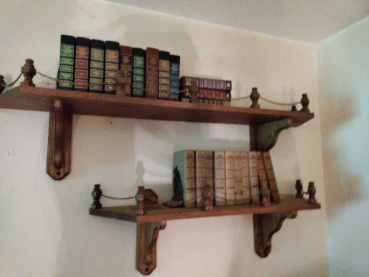 Image for Hand Tools, Clocks, Kitchen Items, Calipers, Decor, Exercise Equipment, Furniture, Power Tools, Lawn Mower, Ladders - Online Estate Auction