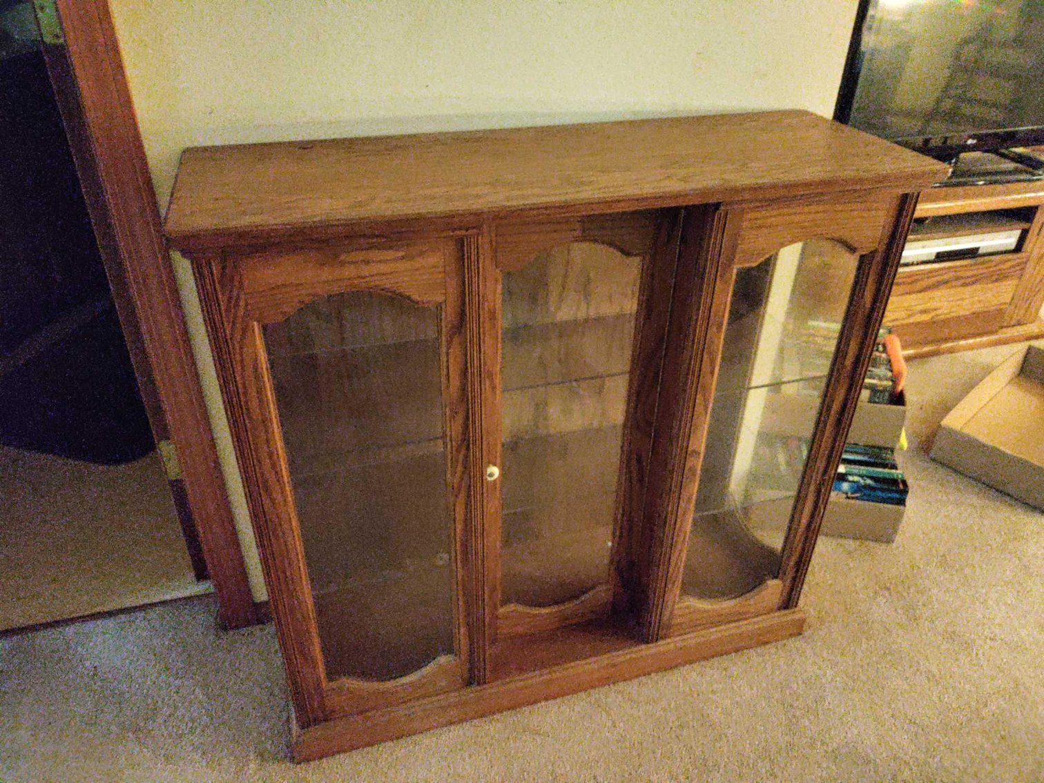 Image for Hand Tools, Clocks, Kitchen Items, Calipers, Decor, Exercise Equipment, Furniture, Power Tools, Lawn Mower, Ladders - Online Estate Auction